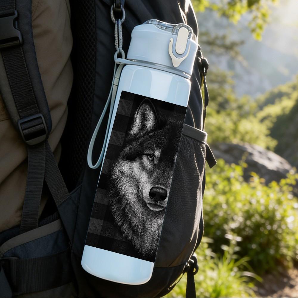 1PC Dark Wolf Head Realistic 750ml Color Plastic Sports Water Bottle Leakproof Flip Straw Lid Suitable for Sports Office Home Use