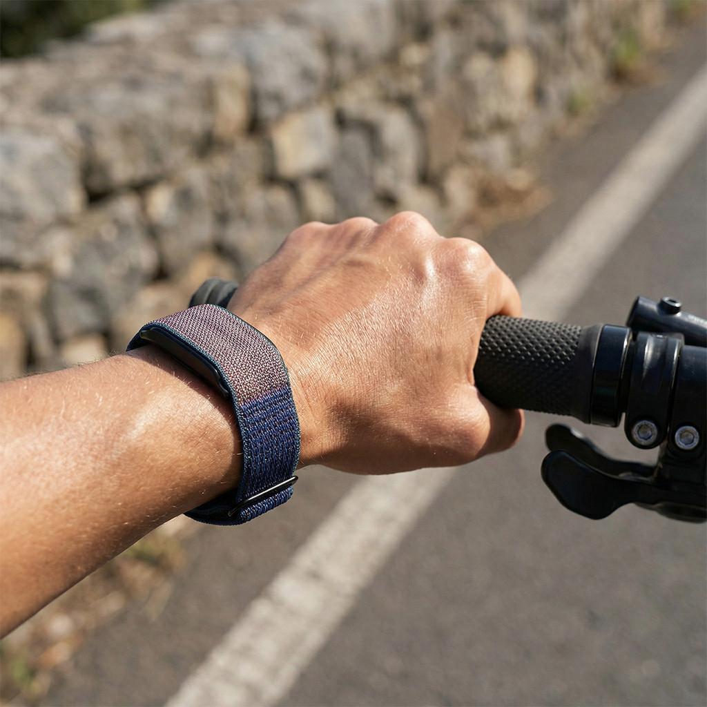 Nylon Sportband Schlaufendesign 22mm Fitness-Tracker-Armband Verstellbares Atmungsaktives Ersatz-Armband für Amazfit Helio Armband