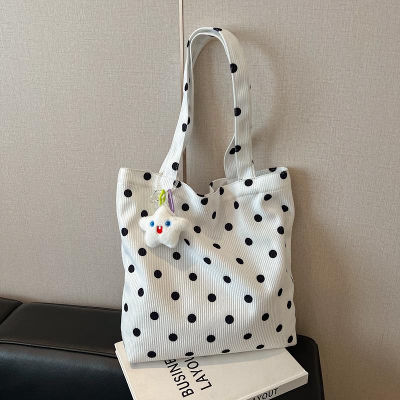 

2025 Стильная Свежая Литературная Одноплечевая Большая Вместимость Студенческая Сумка-Тоут Without Pendant