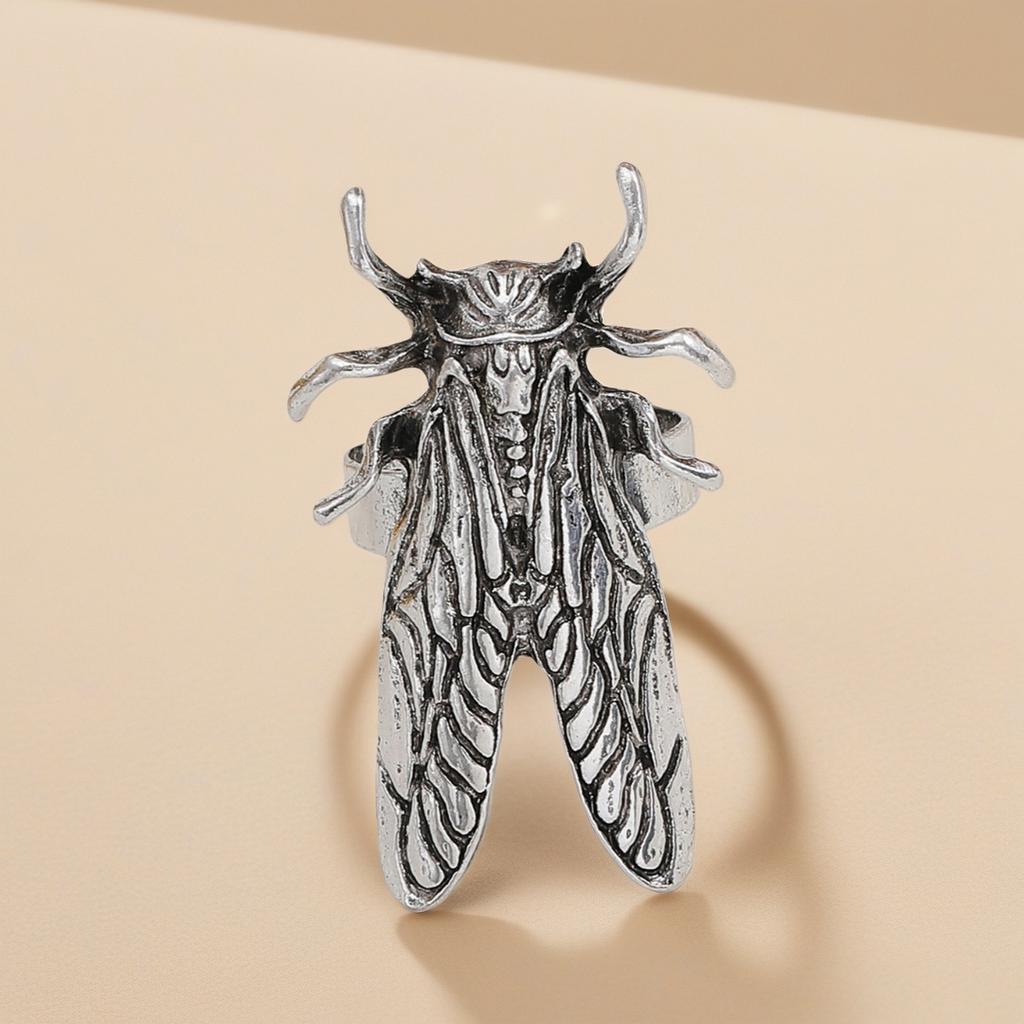 Neuer Persönlichkeits-Insekten-Metallring für Damen Herren Übertriebener Großer Tierkäfer Zikade Fingerring Punk Hip-Hop Täglicher Schmuck Geschenk