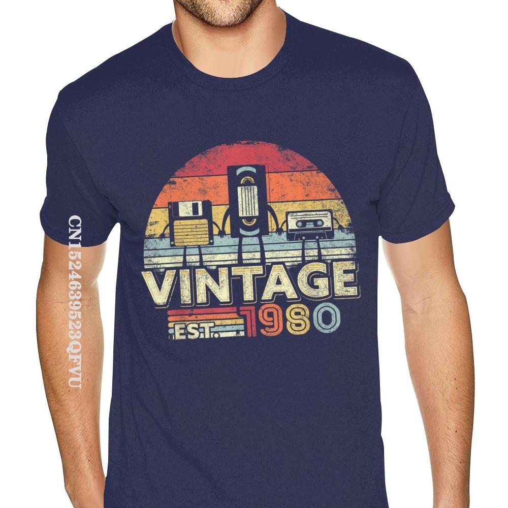 1980 Shirt Vintage 40th Birthday Gift Mens Tshirt Funny Music Tech Wholesale T-Shirt Men Plus Size Mens Plain Shirts