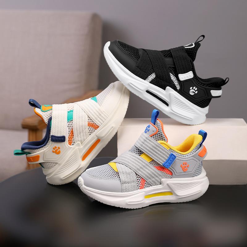 Children's casual sports shoes 2025 boys' individual breathable white shoes medium older children's and girls' running shoes