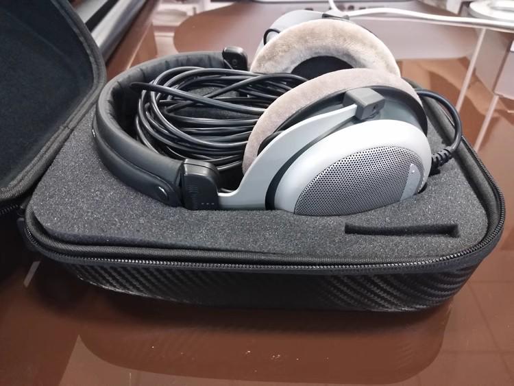 Sennheiser HD660s/650/600/599/598/CS/560S Over-Ear Headphone Storage Bag Case