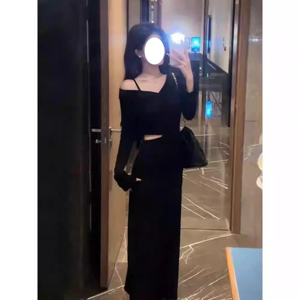French black off-the-shoulder v-neck long-sleeved dress, autumn dress for women, small man with waist temperament, waist-exposed, bottom-up dress