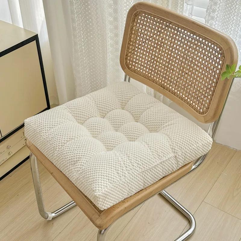 

Thickened Bean Velvet Seat Cushions Meditation Floor Square Pillows for Seating Winter Universal Tatami Floor Mat for Dormitory 45x45cm белый