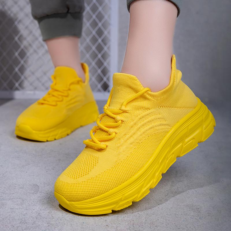 Men's Gray Running Shoes - Breathable Mesh Lace Cushioned Flat Boots Lightweight Sports Training Shoes Casual Style Design Shoes