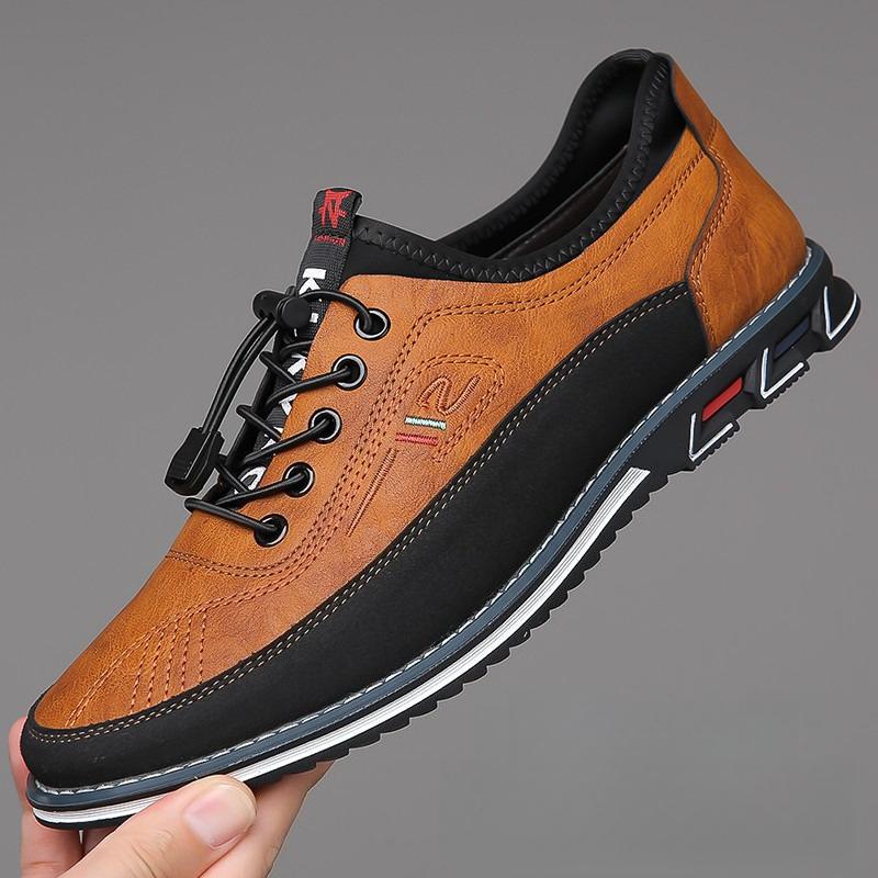 Nye herre slip-on arbeidssko Hvite Broderte PU-skinn Vanntette Fritidssko Bred Passform Komfortable Loafers med Flat Såle