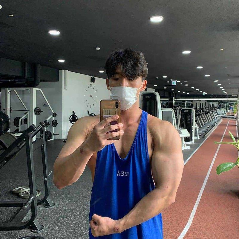Muscle Fitness Brothers Korean Style Sports Fitness Vest Loose Breathable Stretch Slim fit Sleeveless Training Bottoming Shirt