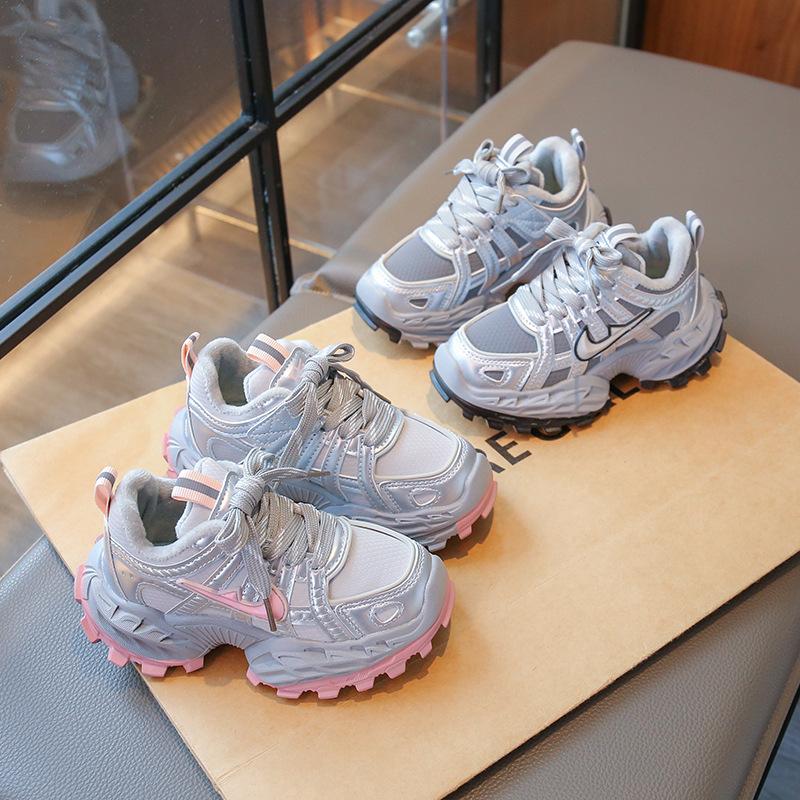 Girls' Sports Shoes 2025 Autumn and Winter New Boys' Dad Shoes Girls Velvet Two Cotton Casual Shoes Children's Running Shoes