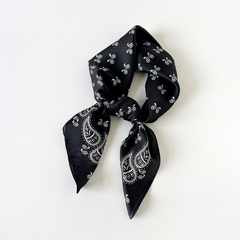 Elegant Ethnic Printed Square Scarf For Women Fashion Accessory
