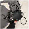 Korean version niche design fashion handbag 2025 spring new casual simple women trend shoulder messenger bag
