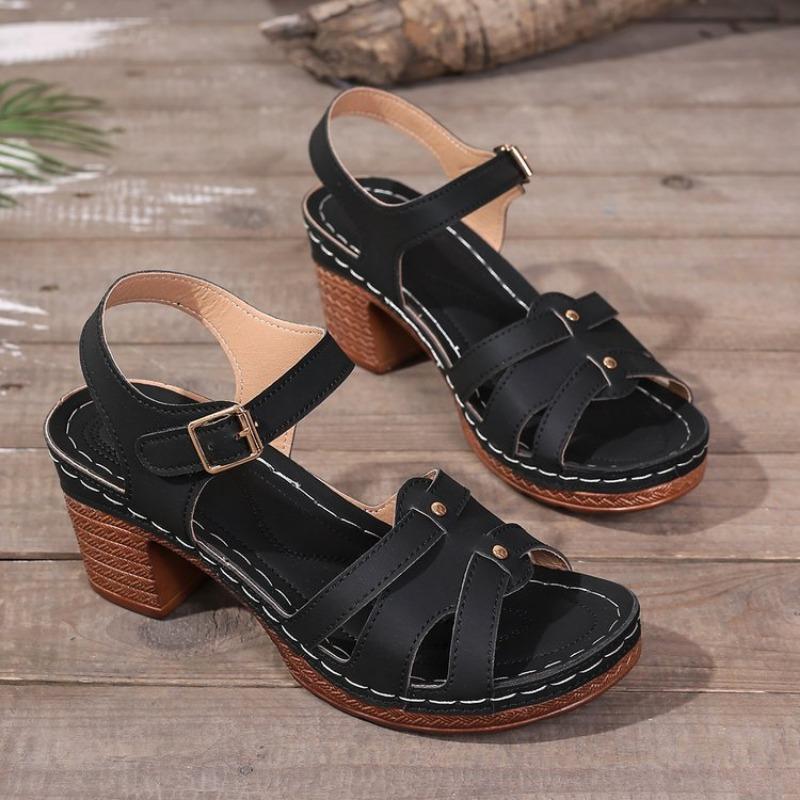 Plus-size Shoes One-shoulder Shoes High-heeled Slippers New Thick-heeled Flip-flops