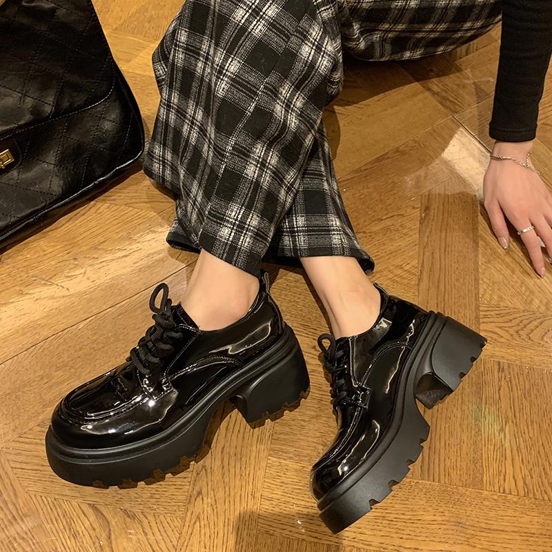 Mode 2024 Nouvelles Chaussures Mode Décontractées à Lacets Couleur Unie Respirantes à Semelle Épaisse à Talons Hauts Basses