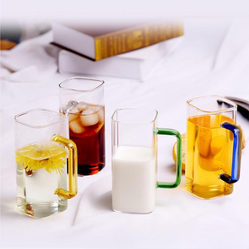 High Borosilicate Glass Juice Cup with Yellow Handle, 400ml