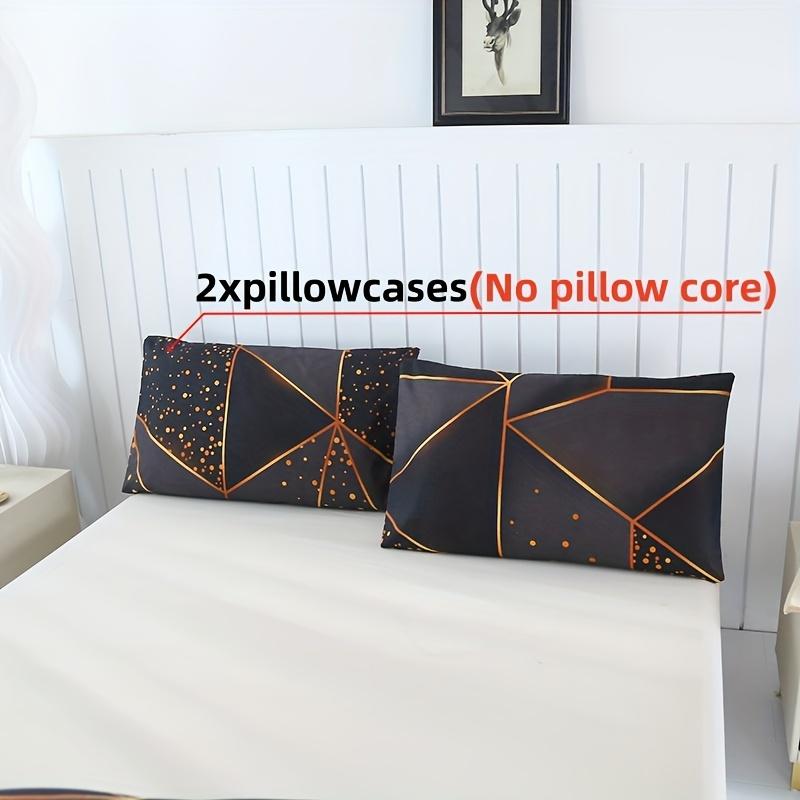 3Pcs Polyester Fiber Soft, Skin-Friendly Duvet Cover Set (Two Pillowcases And One Duvet Cover). Black And Golden Are The Primary