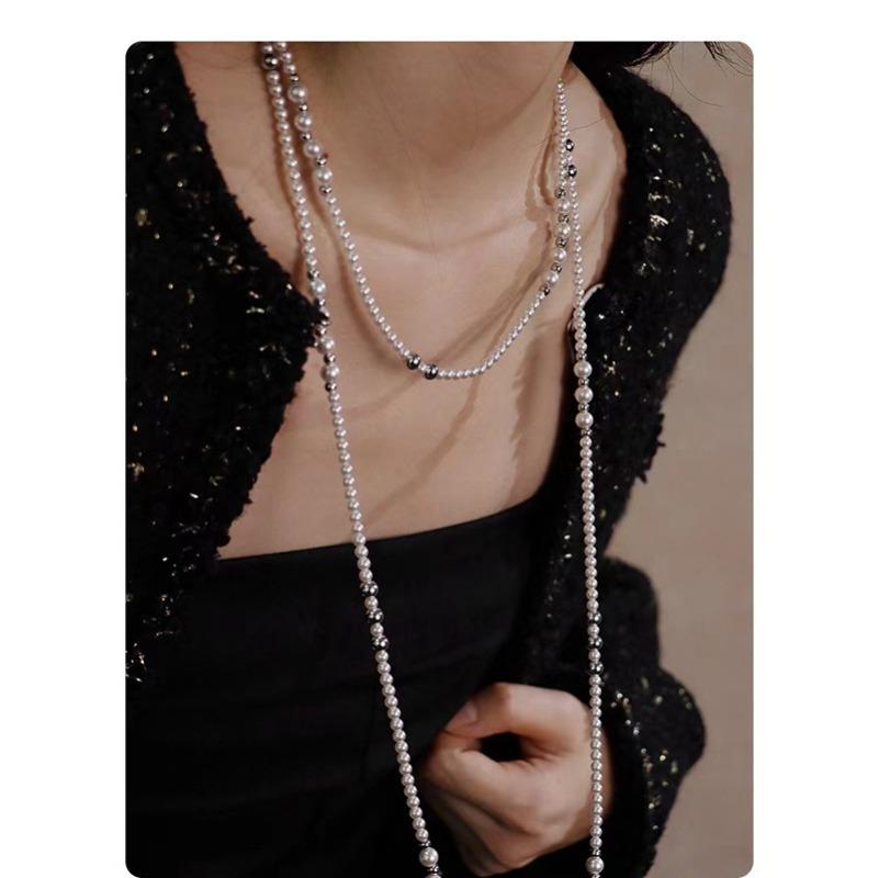 European and American Broken Sense Layered Pearl Sweater Chain Three-layer Asymmetric Necklace Women's French Multi-layer Pearl Necklace