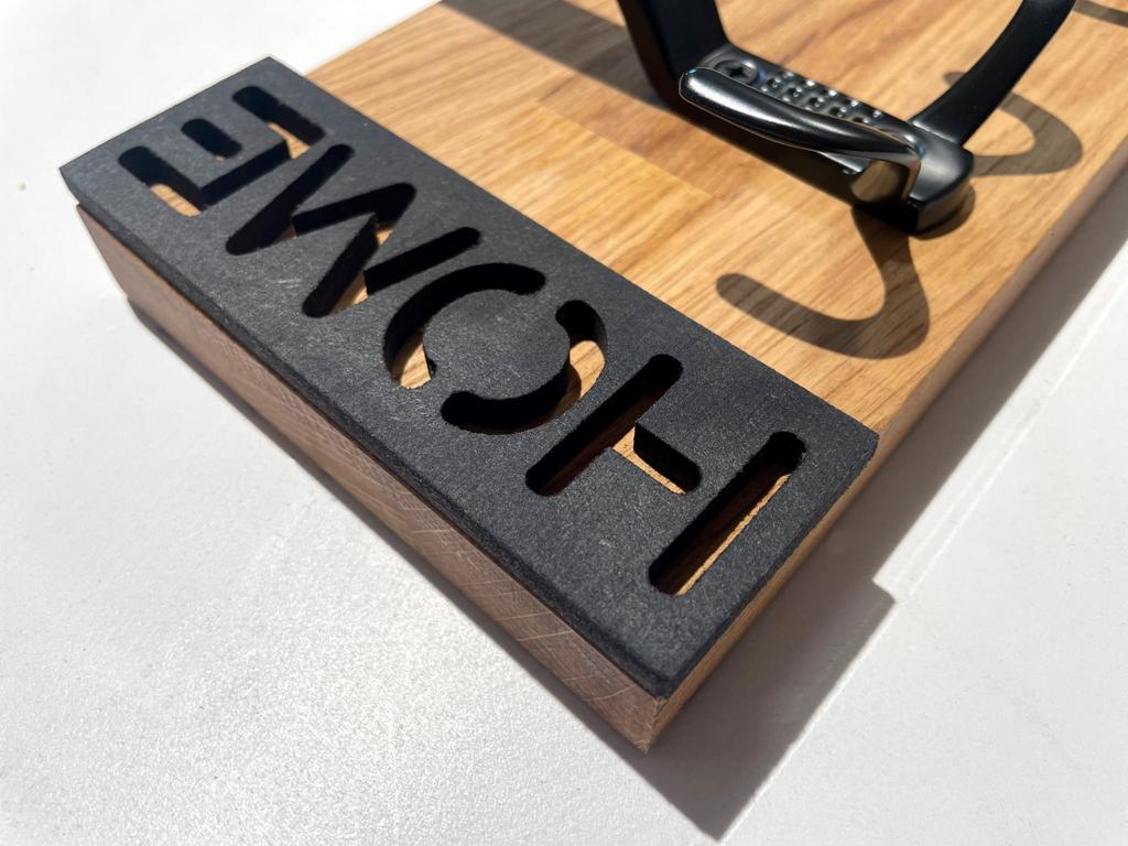 Modern Oak 60cm Wall-Mounted Clothes Hanger