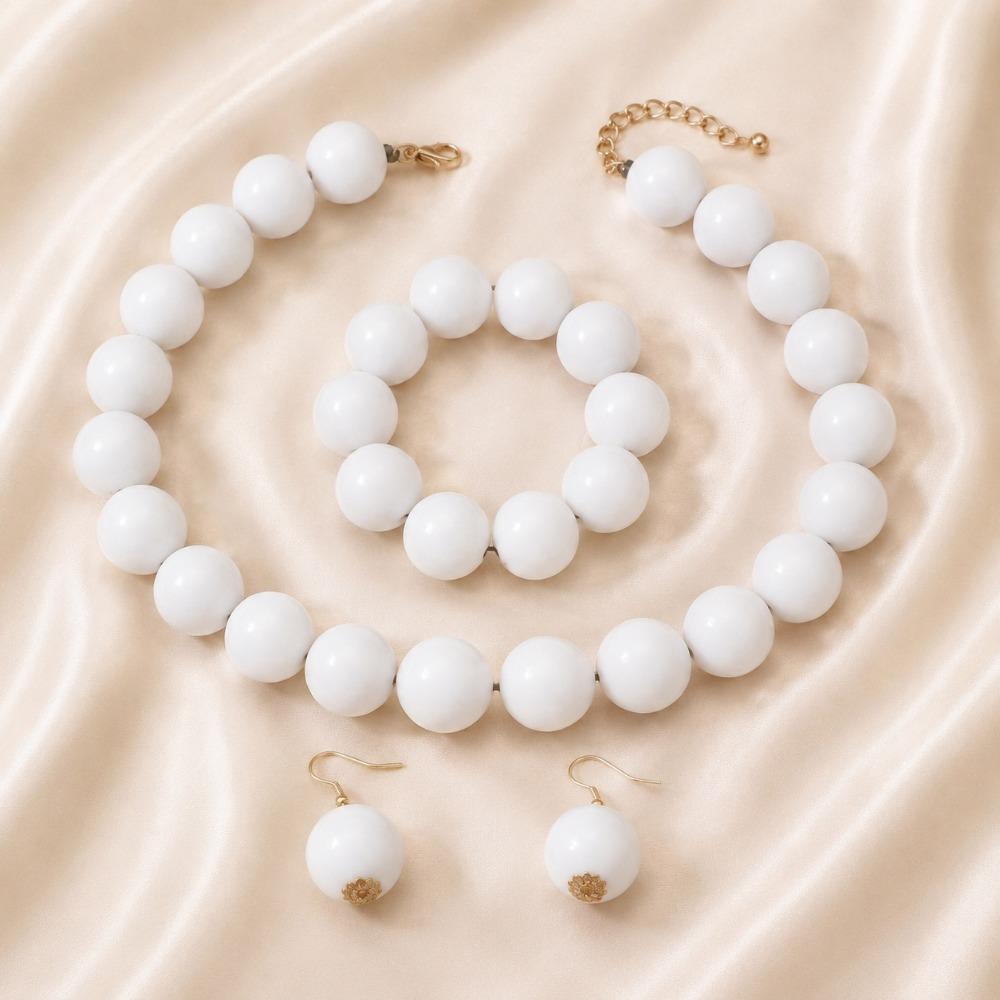 European and American Personality Exaggerated Design Round Bead Handmade Beaded Necklace Niche Retro Necklace Set Three-piece Set