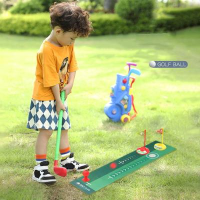 Çocuk Golf Seti Matlıİç Mekan Dış Mekan Golf Oyuncakları 3-8 Yaş Erkekler ve Kızlar için El-Göz Koordinasyonunu Güveni Geliştirir Araba Sopalar Bayraklar Toplar