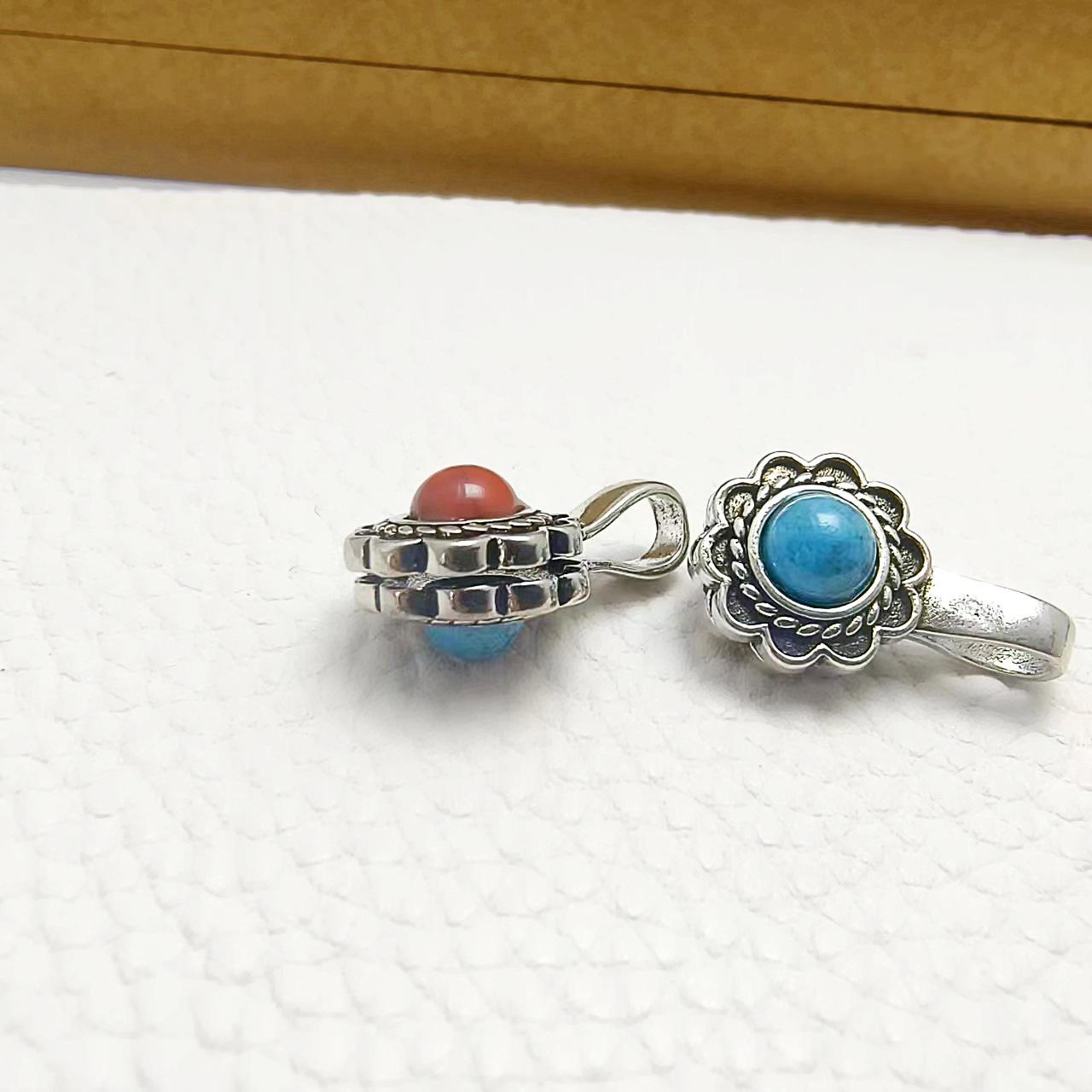 

Тибетские буддийские бусины своими руками: Латунный посеребренный зажим с бирюзовой инкрустацией