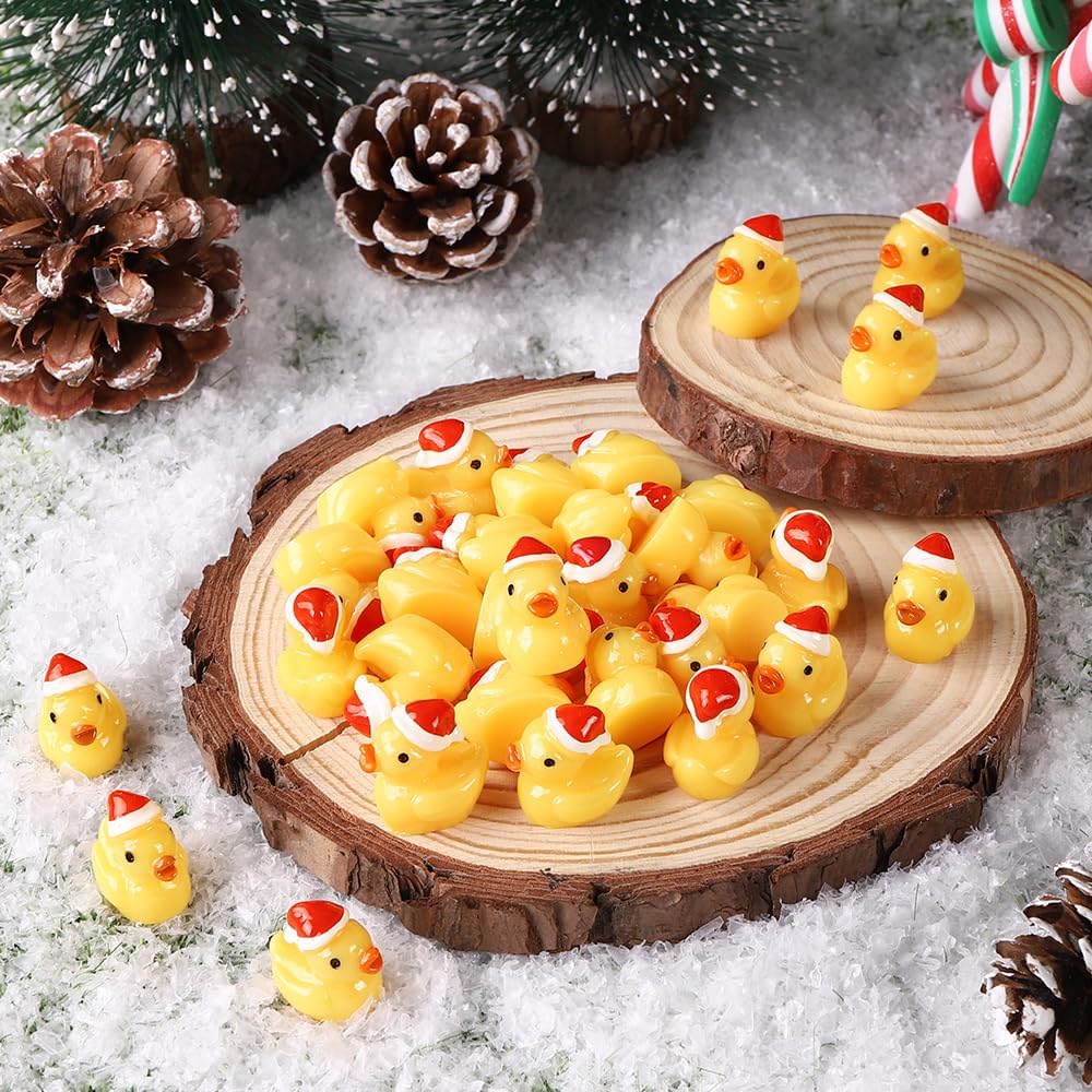 10/20pcs Mini Resin Christmas Ducks with Hat Tiny Animal Ornaments for DIY Fairy Garden Home Decor Xmas Party Favors Gift
