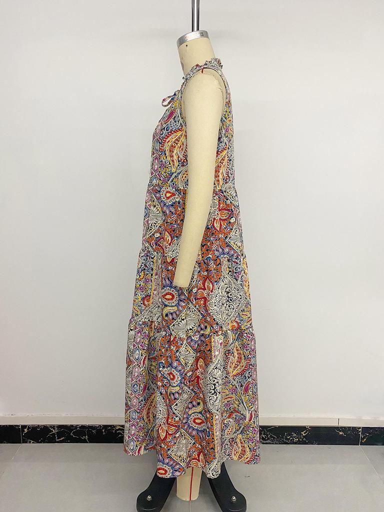 2026 TikTok-Inspired European and American Resort Style Sleeveless Tassel Dress for Women