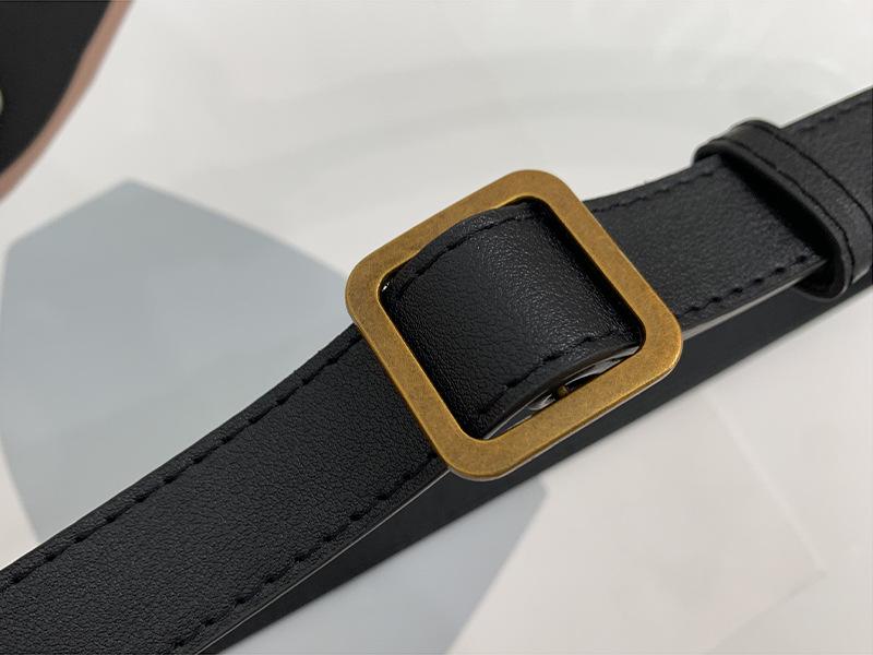 

Пряжка Квадрат Уникальный Женский Ремень Для Модных Образов Простой И Универсальный Дизайн чёрный