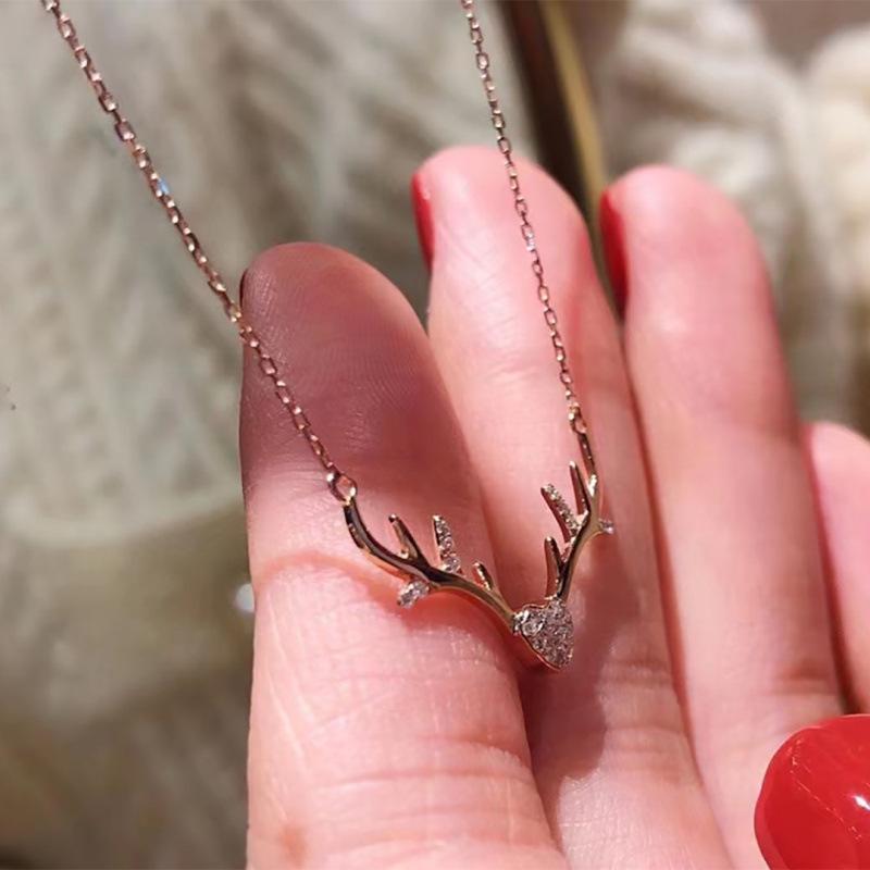 Japanese Deer Antler Heart Necklace with Shiny Zirconia Pendant - Elegant Clavicle Chain for Women