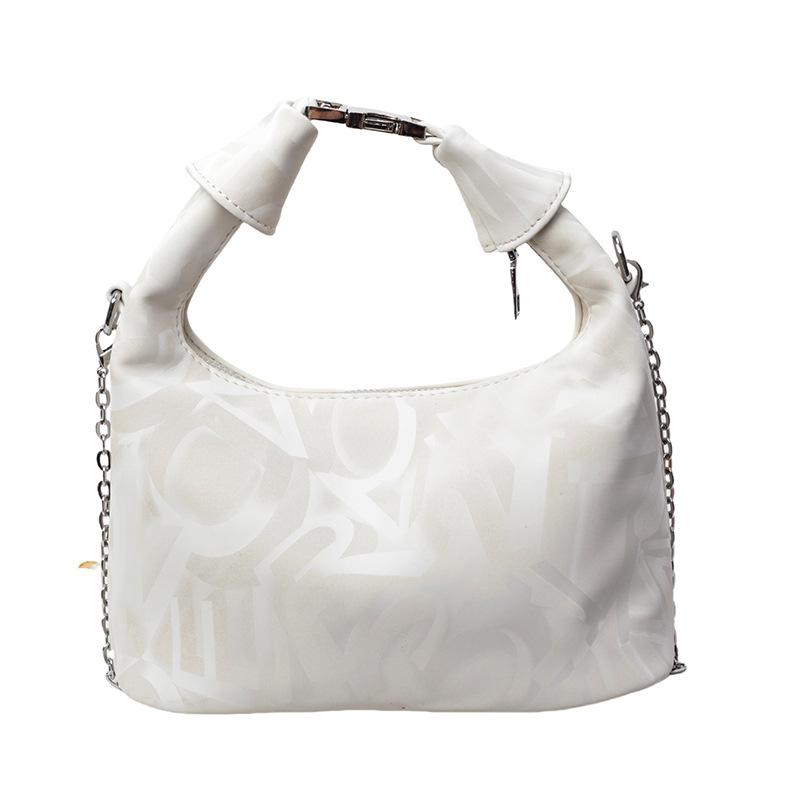 This Summer Off-the-shoulder Bag Is A Trendy and Stylish Underarm Bag with A Velvet Chain and A Single Shoulder Bag
