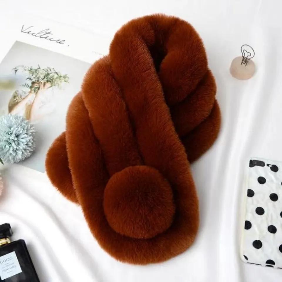 Kvinners pelsskjerf Vinter Ekte pelsskjerf Fake Collar Varmhals Pompoms