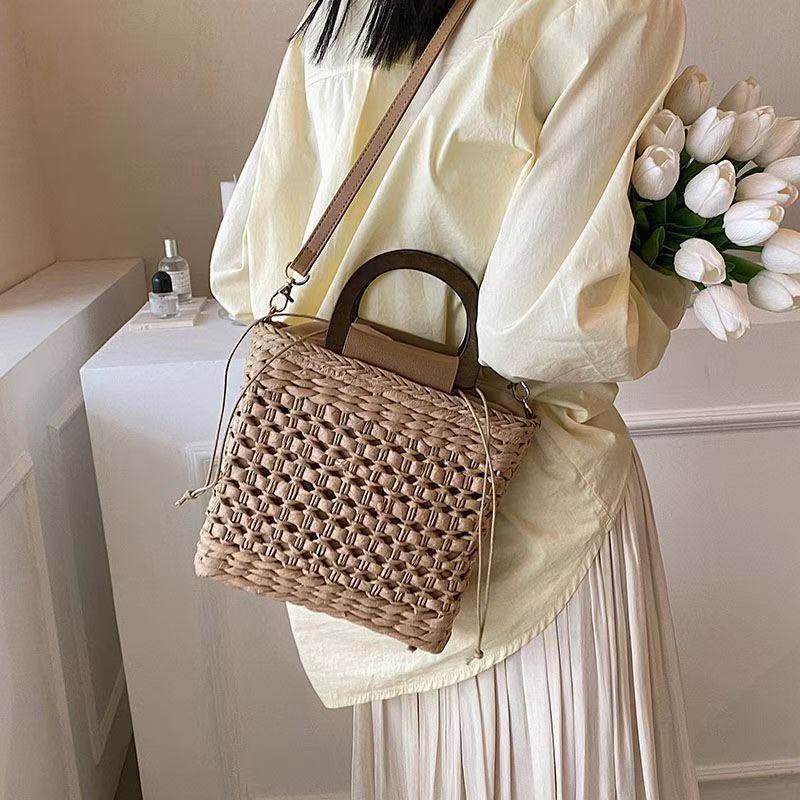 New Straw Woven Bag, Summer Versatile Handbag, Woven Bag, Large Capacity Travel Beach Bag, Single Shoulder Crossbody Bag