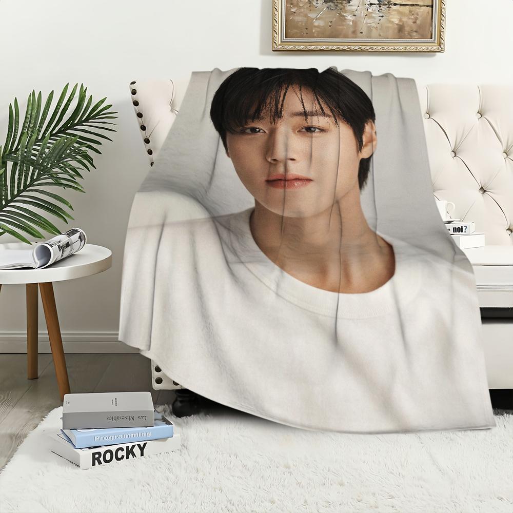 Kpop Boy P-Park Ji-Hoon Blanket Blanket for Couch Sofa Travel Home Hiking Picni Bed Beding Flannel Blanket birthday gift