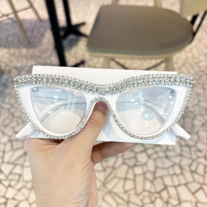 

Cat Eye Retro Presbyopia Glasses Fashionable Diamond Studded Women s Presbyopia Glasses High-definition Anti Blue Light Far Sighted Glasses 0 білий