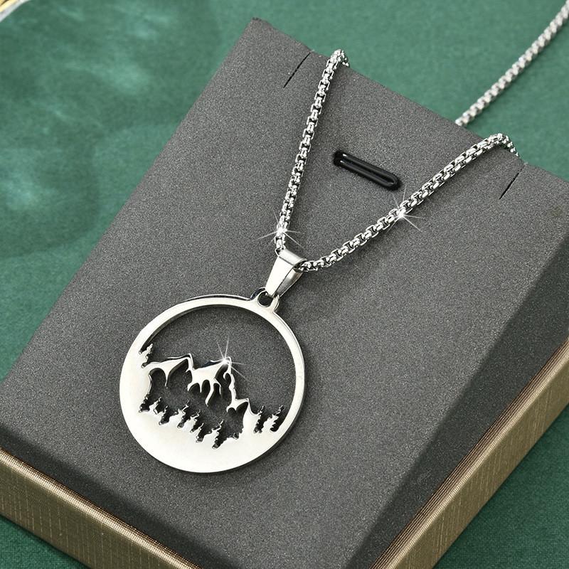 Stylish Stainless Steel Geometric Pendant Necklace For Men And Women With 18k Gold Plating