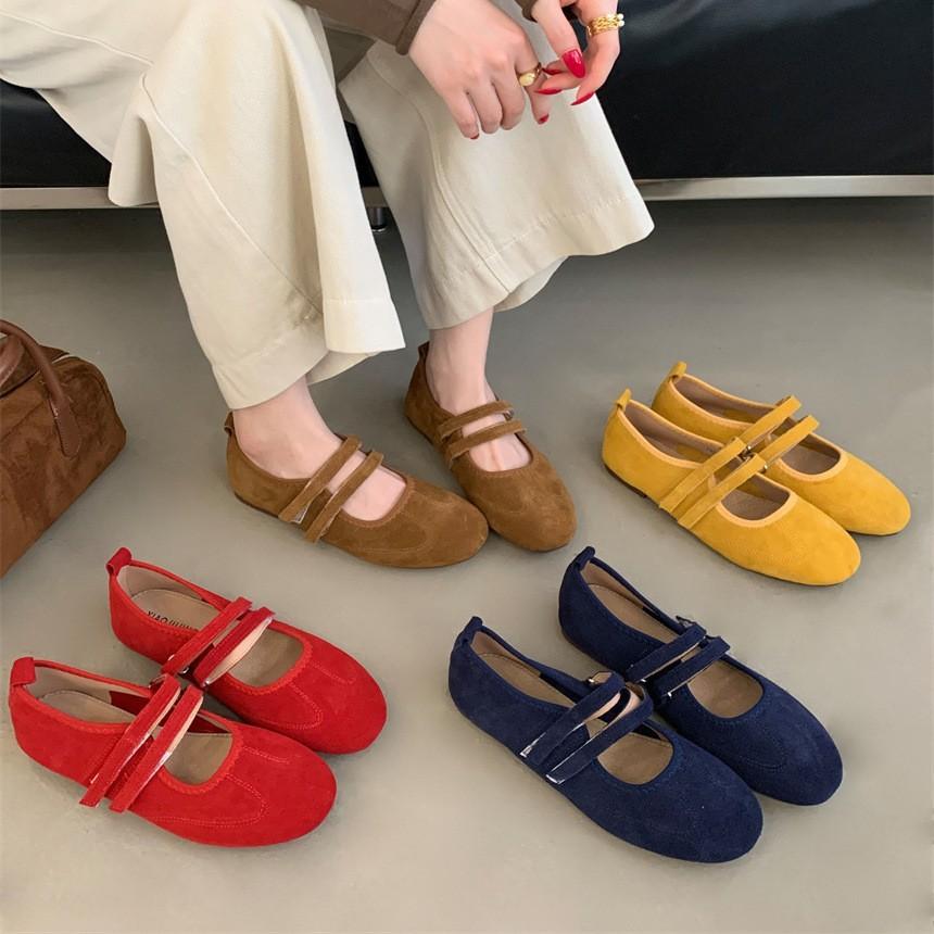 Retro Mary Jane shoes women's 2025 new Korean version comfortable simple versatile Velcro flat single shoes women's shoes