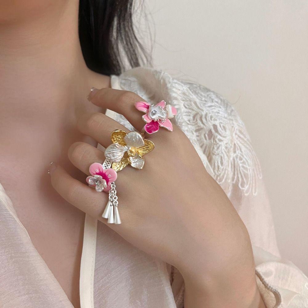 Sweet Enamel Finger Ring White Iris Flower French Irregular Ring Drip Oil Flower Ring  Gift
