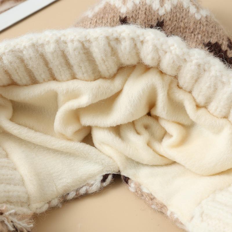 Winter hat women's rabbit fur hairball knitted hat big head circumference versatile pullover hat ear protection warm wool hat