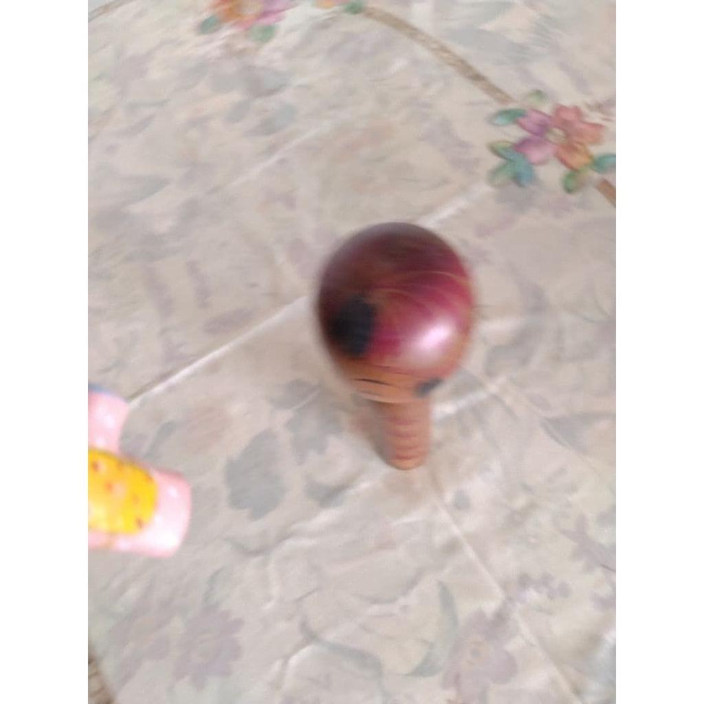 Handbemalte Kokeshi, beruhigender, sanfter Ausdruck, ca. 20 cm.