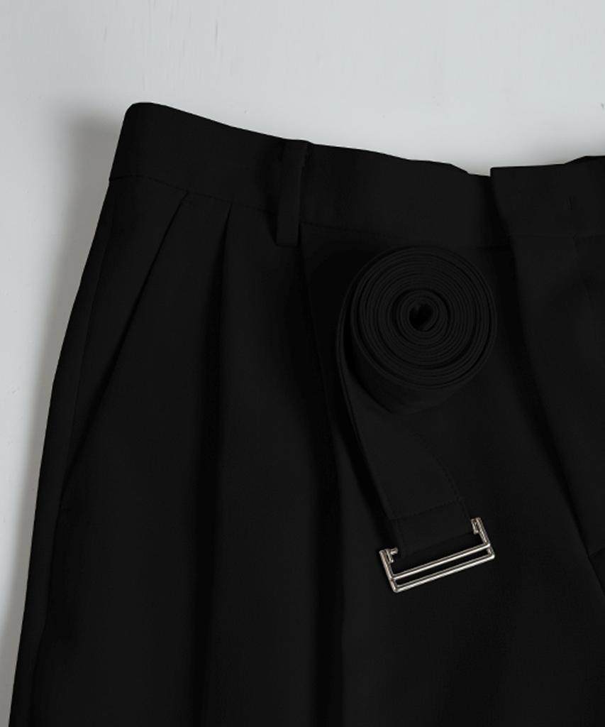 BIRBANTE Belted Double-Pleat Slacks - Black