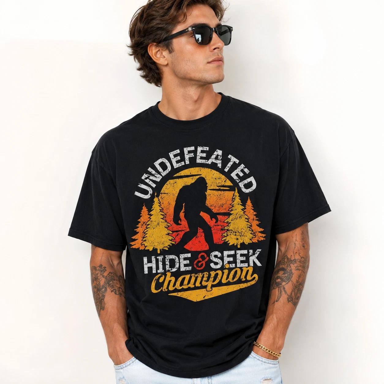 Funny Sasquatch Graphic T-Shirt Bigfoot Peekaboo Casual Humor Tee L