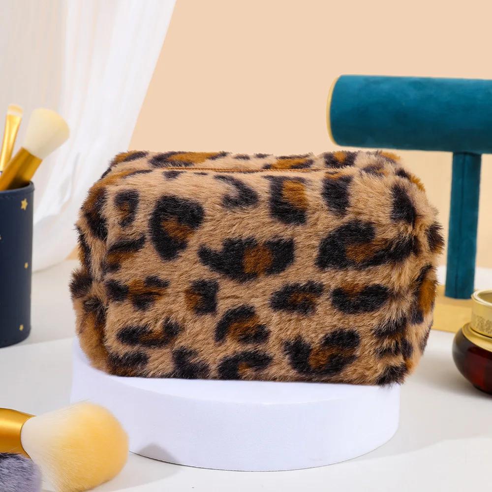 Leopard Pattern Plush Octagonal Cosmetic Bag Women Makeup Bag Skincare Organizer Makeup Pouch Travel Organizer Bags Toiletry Bag