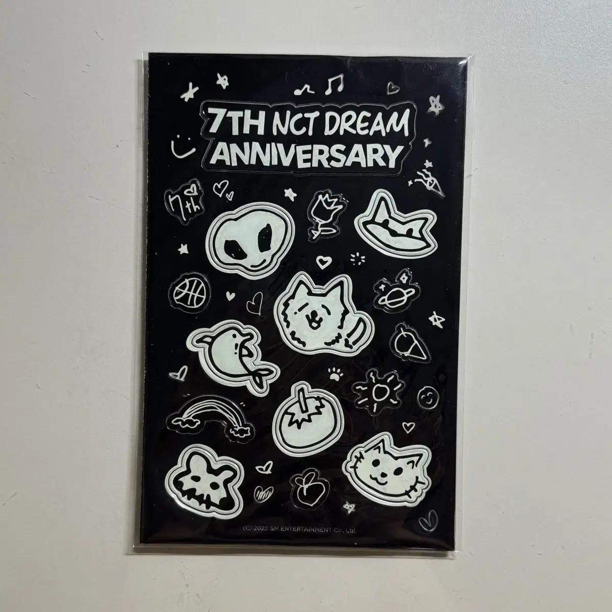 

Ncitdream Nct Dream 7th Anniversary светящаяся наклейка