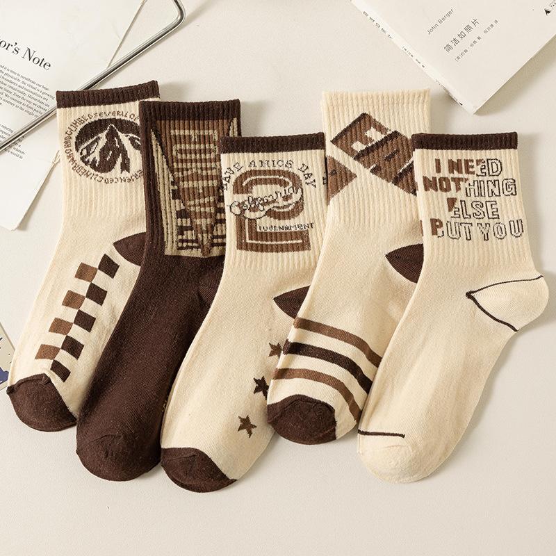 Female Spring and Autumn Retro Versatile Sports Basketball Anti Odor Student Mid Calf Socks