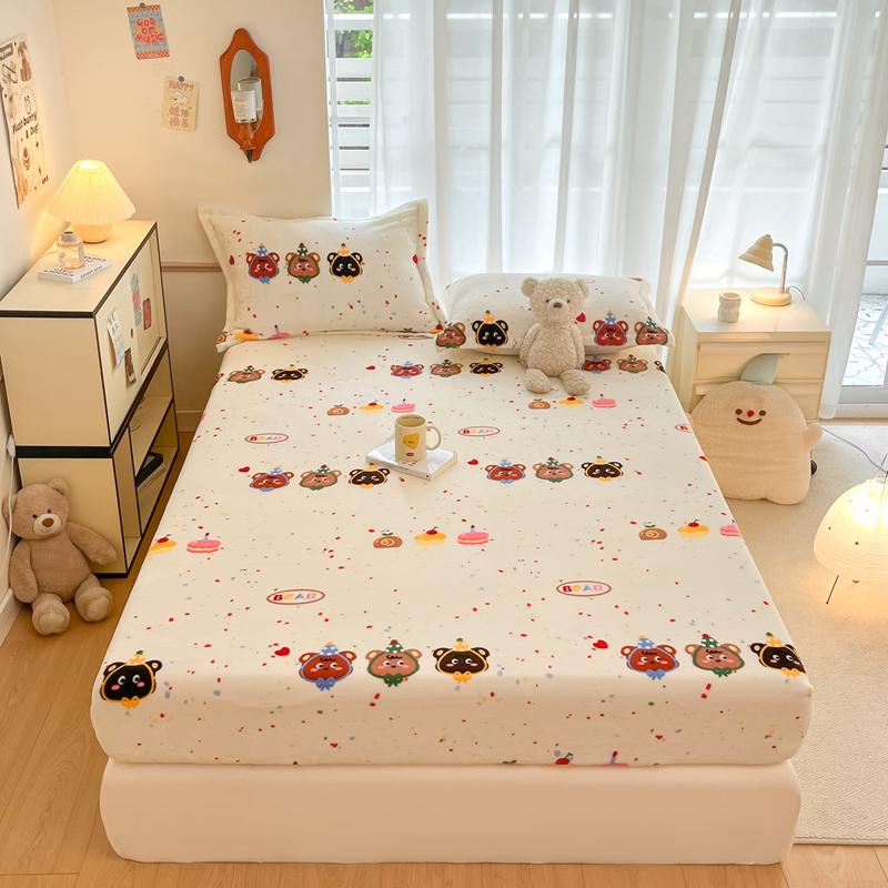 Cute Cartoon Bear Pattern Flannel Fitted Sheet Set Warm Breathable Super Soft Deep Pockets Mattress Cover for Kids Boys Girls