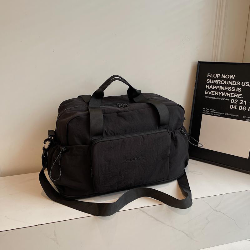 Große Kapazität Reise-Duffelbag mit Reißverschlusstasche vorne Mehrere Fächer Lässige Weekender-Tasche