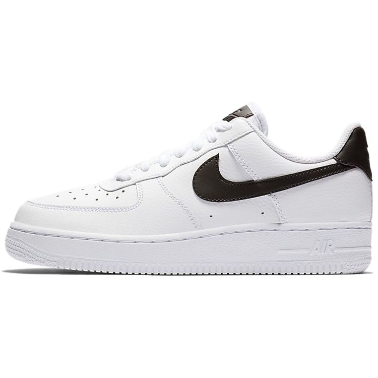 

Женские кроссовки Nike Air Force 1 07 White Black Бело-черные 315115-152