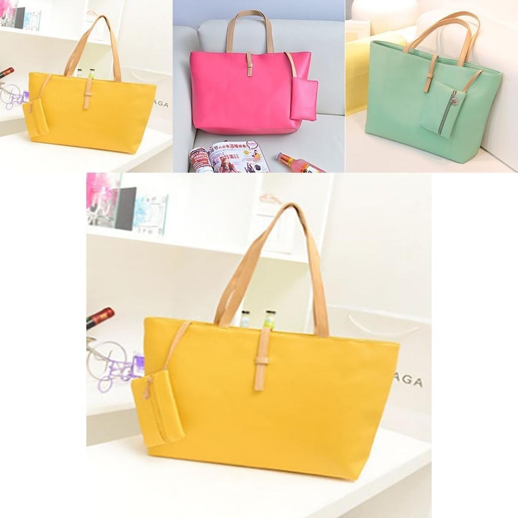 Classic And Timeless Faux Leather Womens Bag With Comfortable Handles For All Occasions