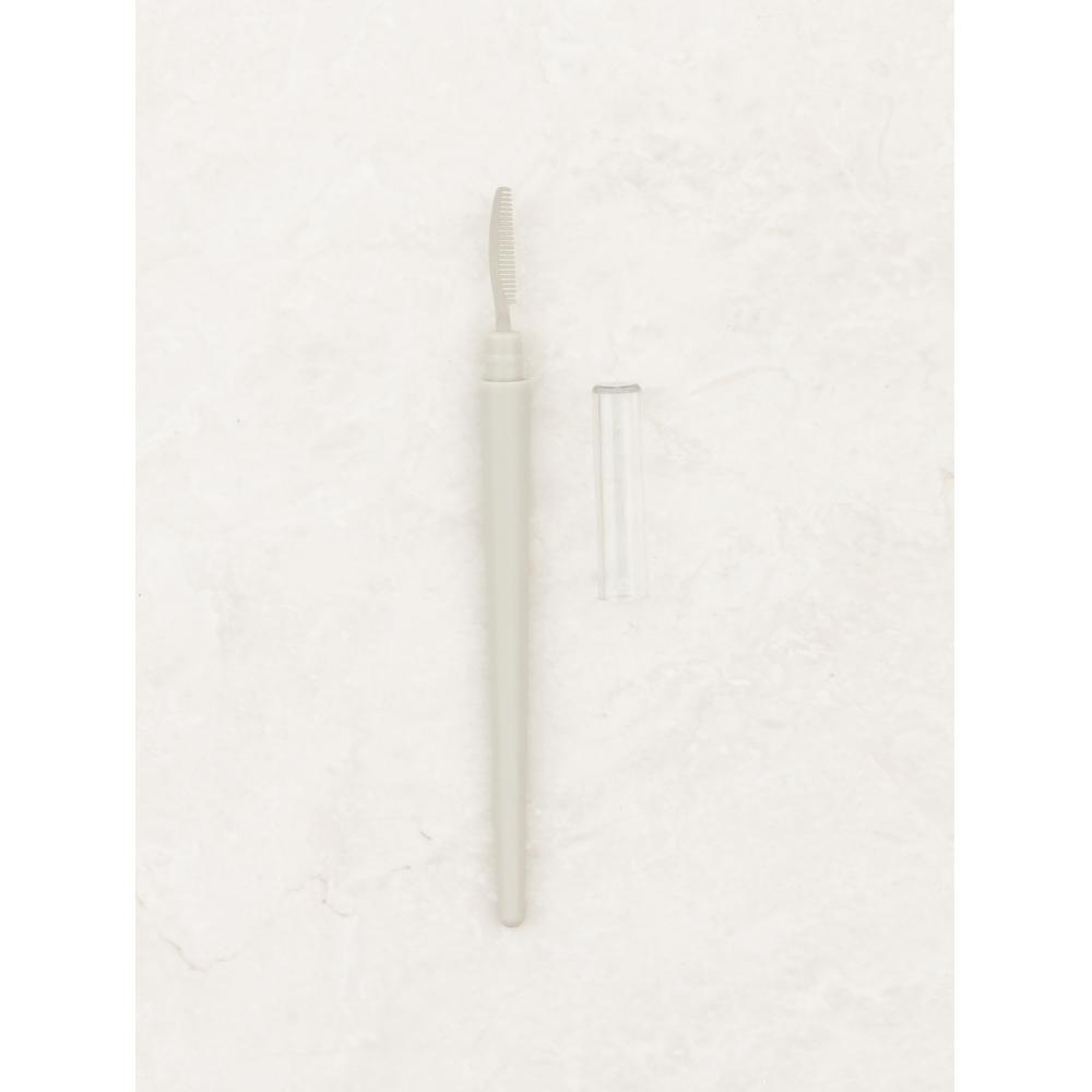 Daiso Eyelash Comb