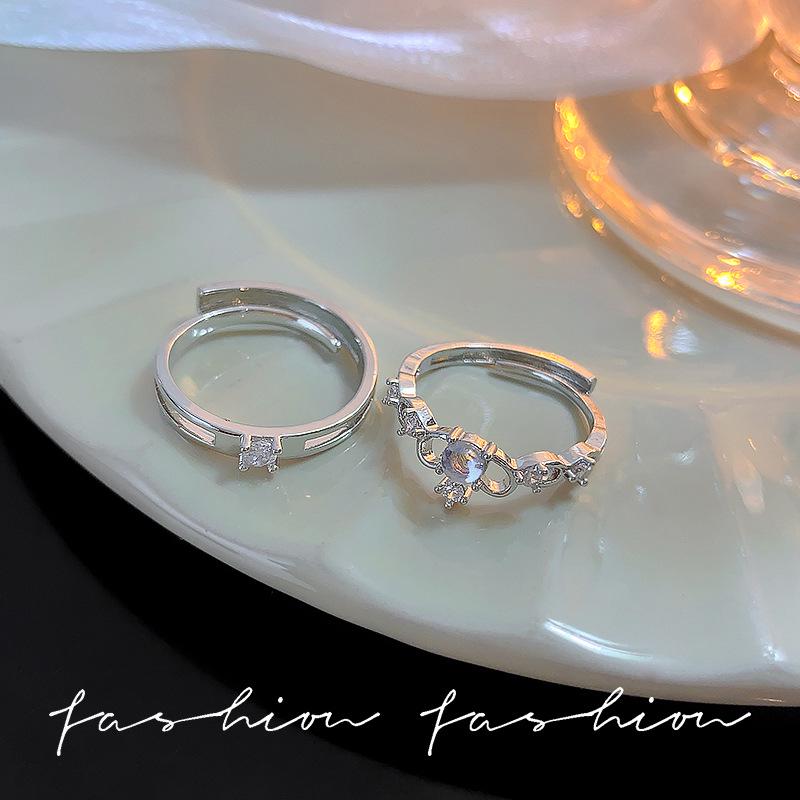 Elegant Butterfly Zircon Silver Ring: Women's High-End Luxury Style Jewelry