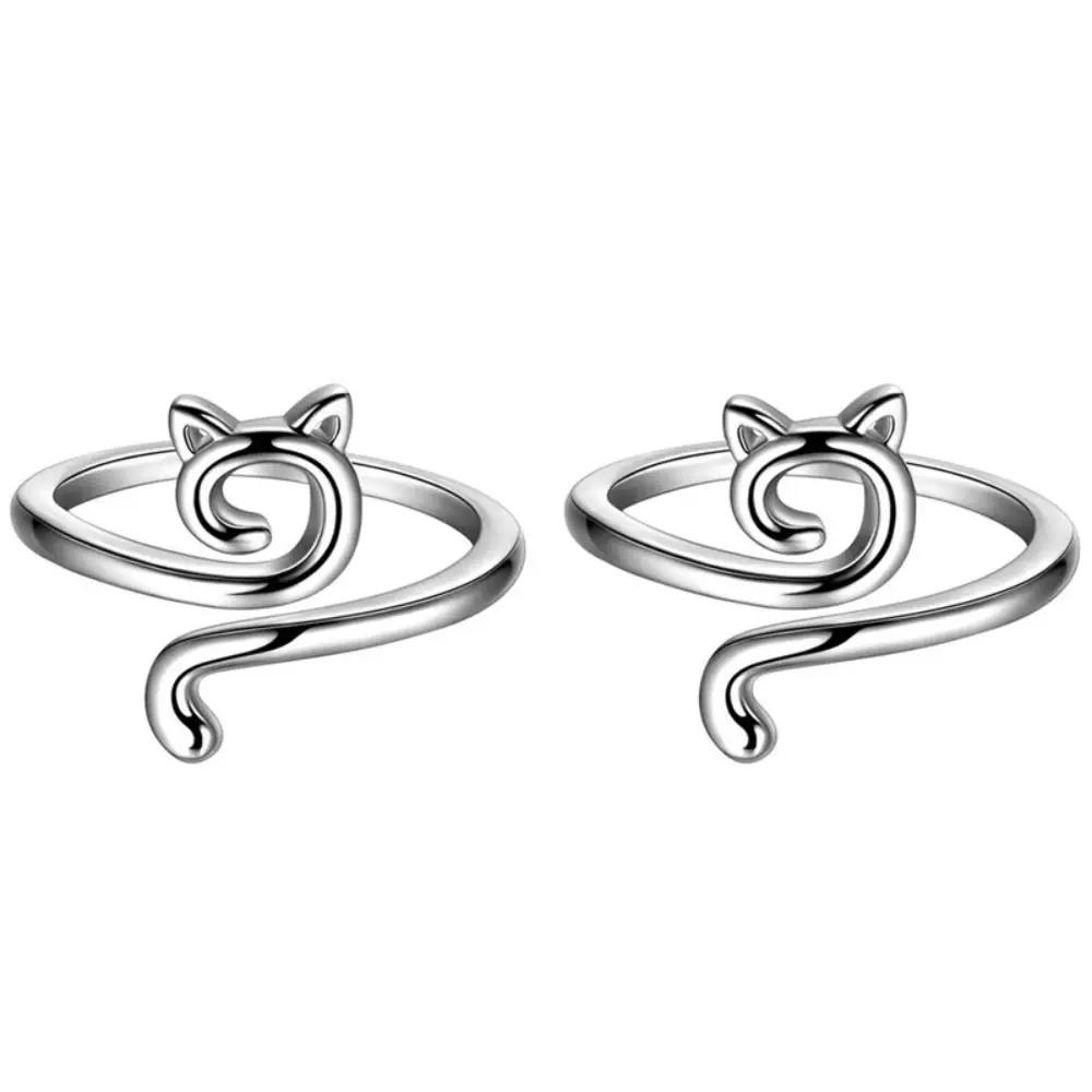 

2pcs Loop Metal Crochet Finger Ring Convenient Adjustable Knitting Ring Yarn Guide Tool Open Yarn Ring Sewing